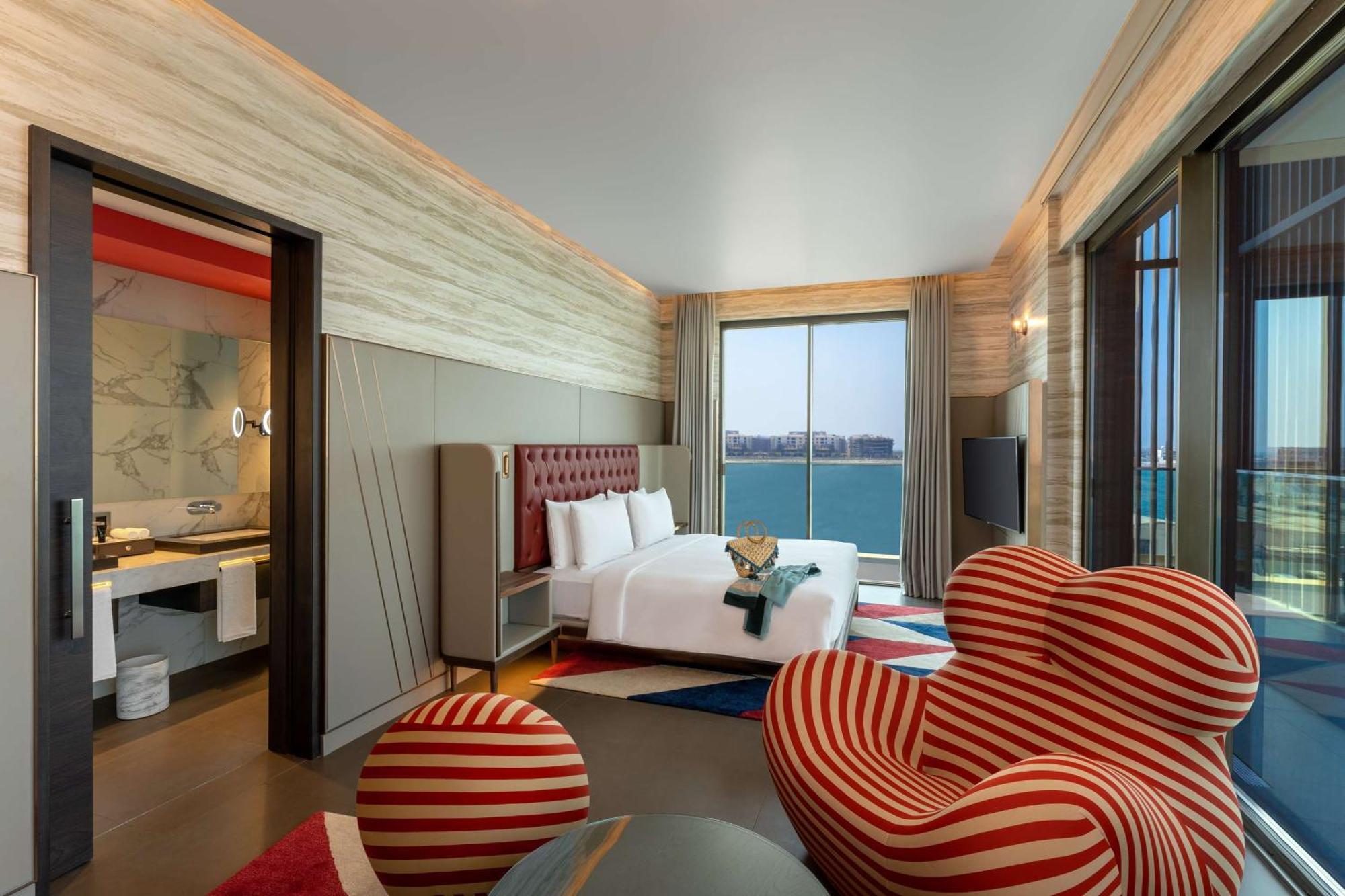 Hyatt Centric Jumeirah Dubai Exterior photo A suite at the W Abu Dhabi - Yas Island